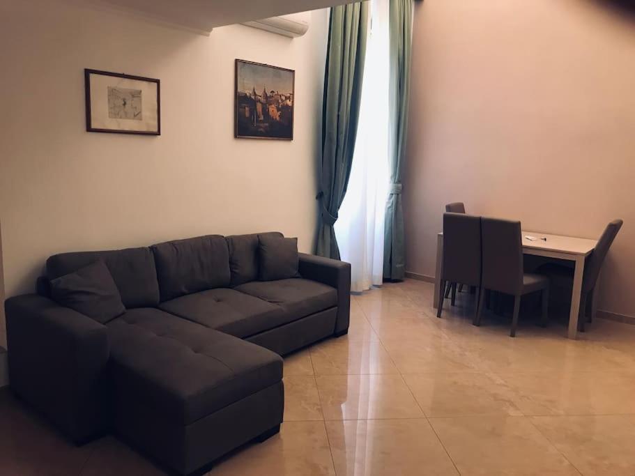 43 Appartamento Ampio E Comodo Nel Centro Di Roma Exterior photo